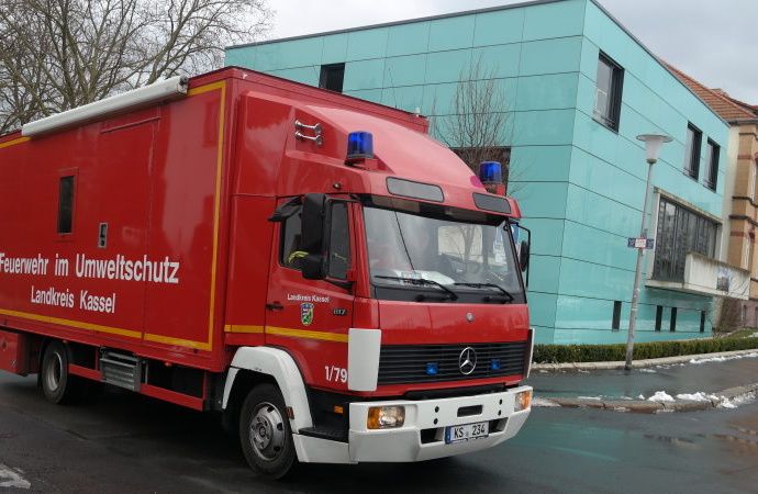 Reformschule: Explosion im Chemieunterricht – 8 Verletzte