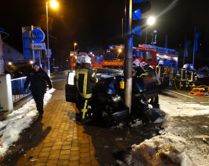 B7: Schwerer Unfall unter Alkoholeinfluss