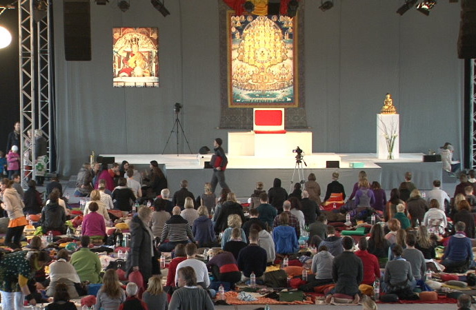 Messe Kassel: 2.500 Buddhisten über Ostern erwartet