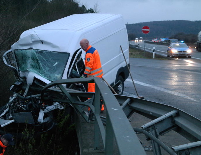 A44: Ducato-Fahrer mit Schutzengel unterwegs