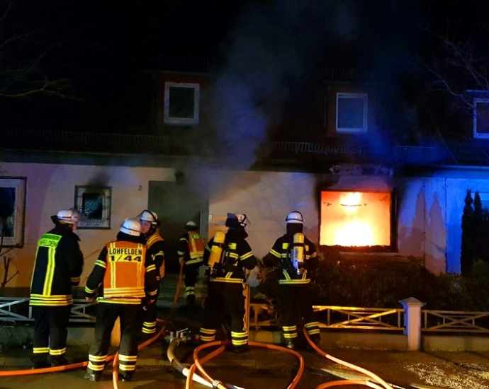 Wohnhaus brannte in der Nacht in Lohfelden