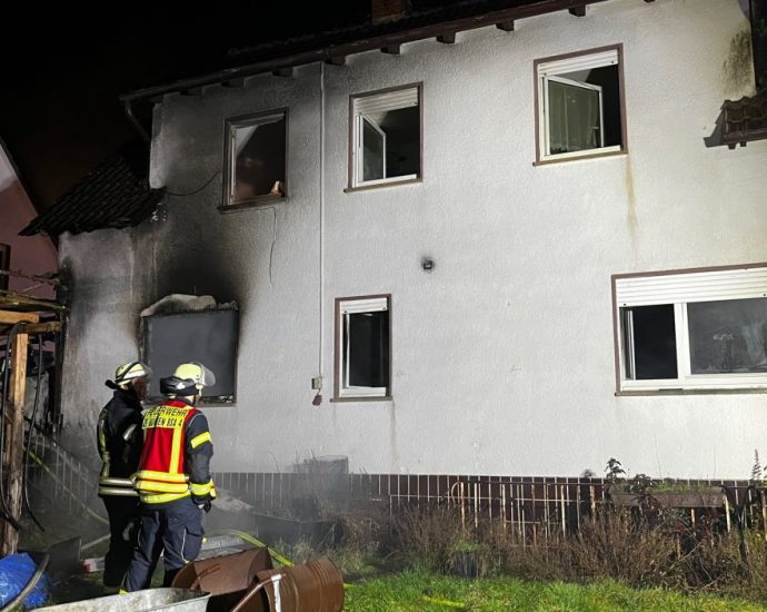 Borken: Wohnhaus brannte in Arnsbach