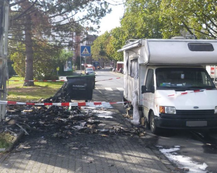 KS: Polizei sucht Zeugen nach Brand im Franzgraben