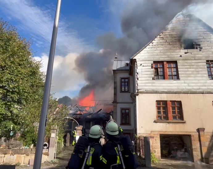 Naumburg: Über 120 Einsatzkräfte bei Großbrand im Einsatz