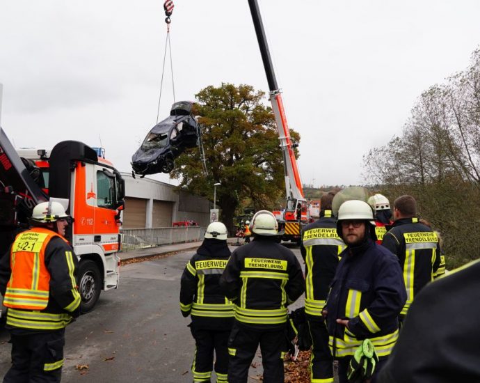 Nach Unfall in Trendelburg Sielen – Fahrer im Krankenhaus verstorben