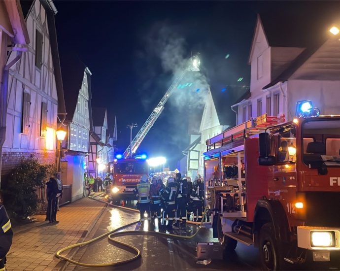 Wohnhaus nach Brand in Zierenberg unbewohnbar (VIDEO)