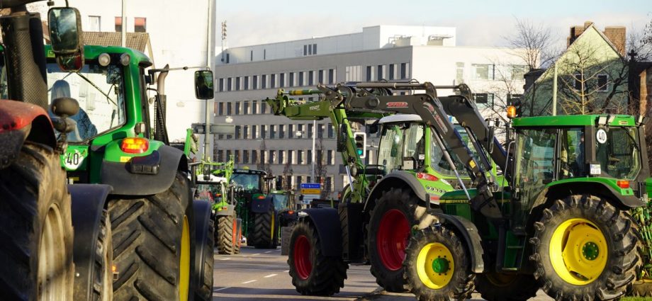 Landwirte protestierten in Kassel – Weitere Proteste geplant (VIDEO)
