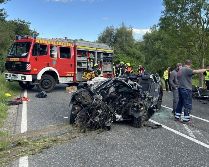 Werra Meißner Kreis: PKW-Fahrer kommt auf B400 bei Sontra ums Leben