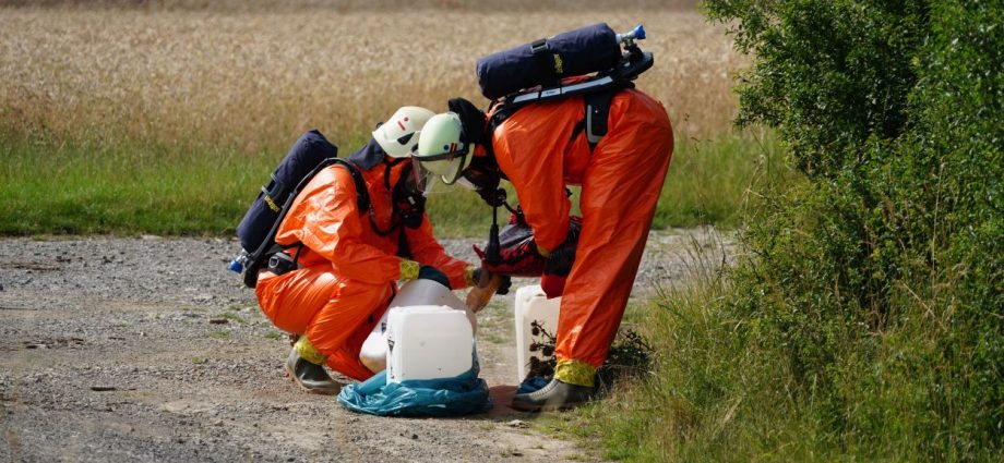 WOH: Illegal entsorgter Müll löst Gefahrguteinsatz aus