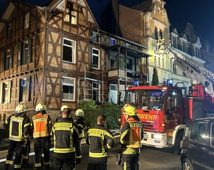 Balkonbrand in Eschwege – Feuerwehr kann Schlimmeres verhindern