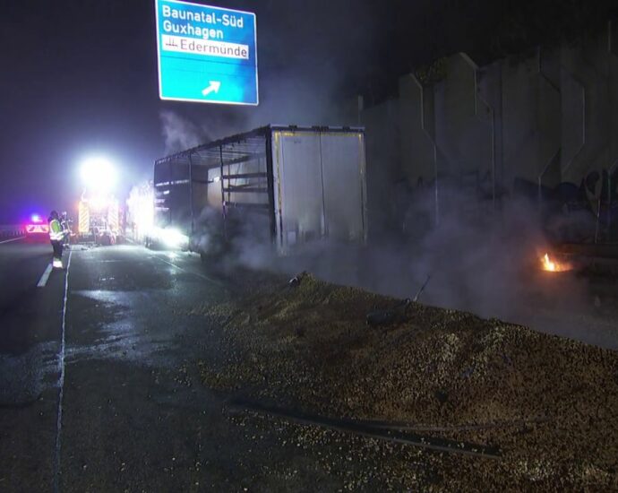 Vorweihnachtszeit? – Gebrannte Mandeln auf A49 bei Baunatal