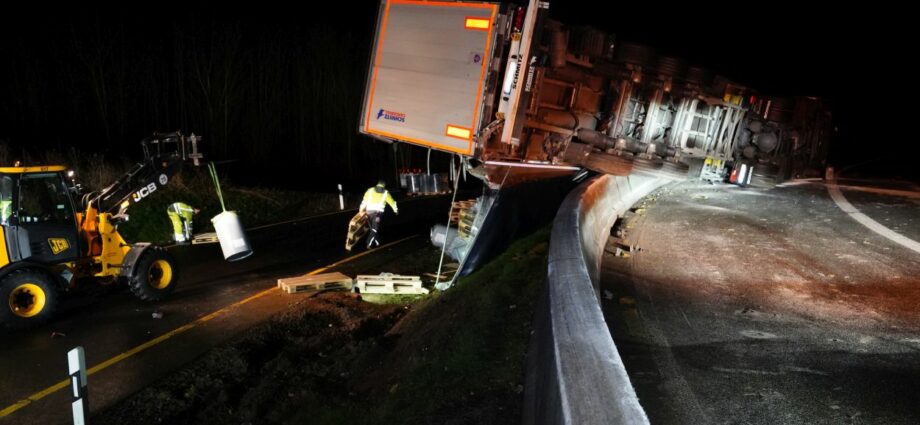 Erneut LKW-Unfall am Kasseler Westkreuz